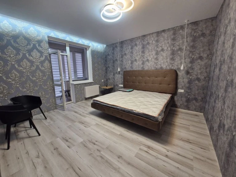 Продам 2-комнатную квартиру 86 м² с кухней-гостиной, Горизон
