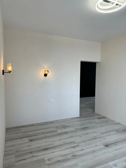 Продам 2-комнатную квартиру 86 м² с кухней-гостиной, Горизон