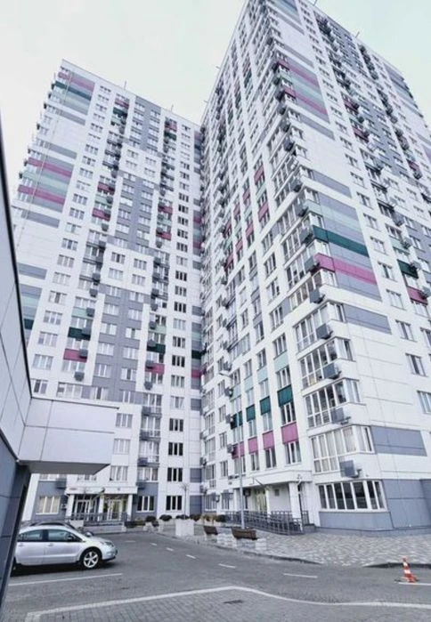 Продам 2-комнатную квартиру 86 м² с кухней-гостиной, Горизон
