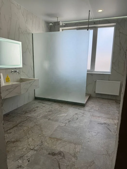Продам 2-комнатную квартиру 86 м² с кухней-гостиной, Горизон