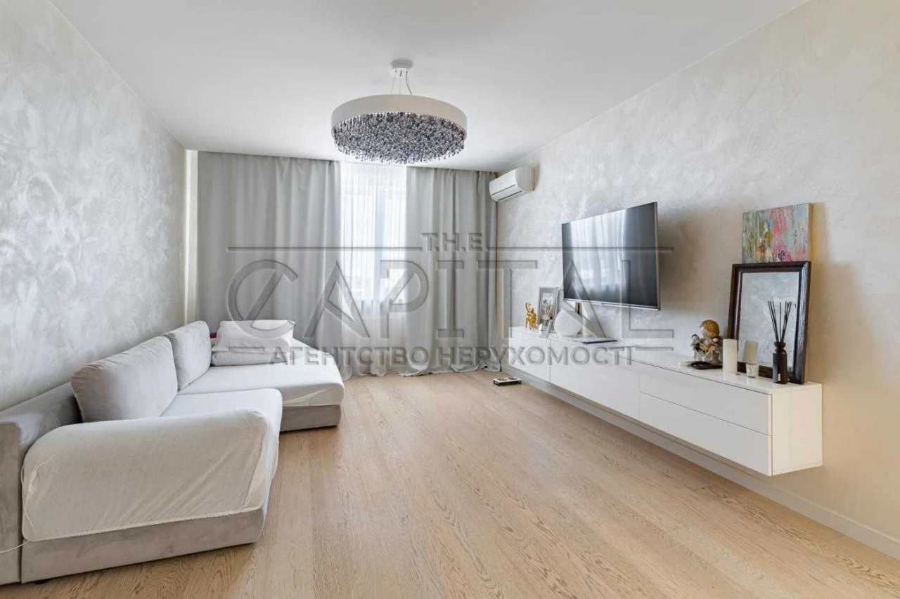 Apartment for Sale - Holosiivskyy District/ Holosiivska 13B