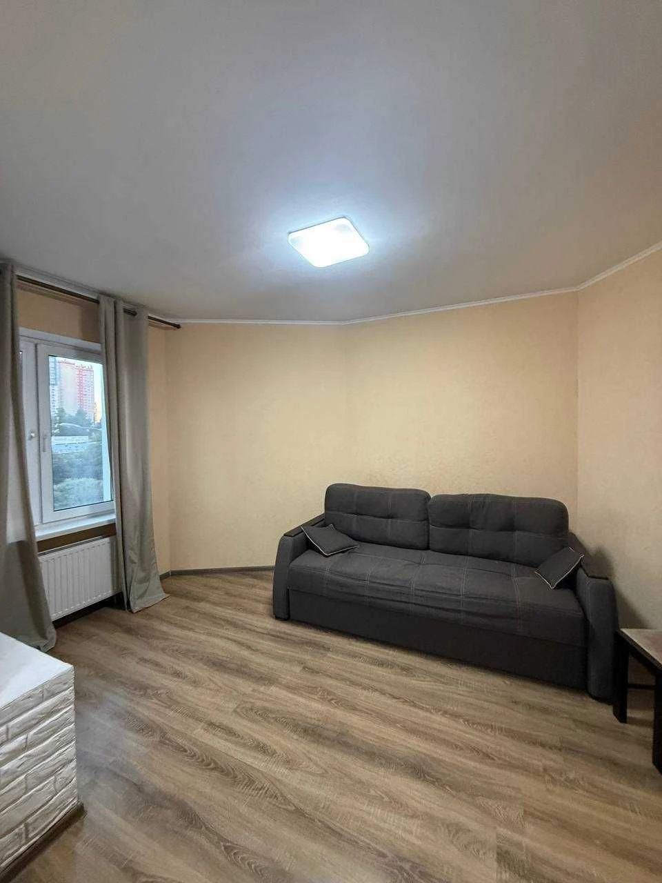 Sale of a 1-bedroom apartment, 32.6 sq m, in the "Evrika" residential complex