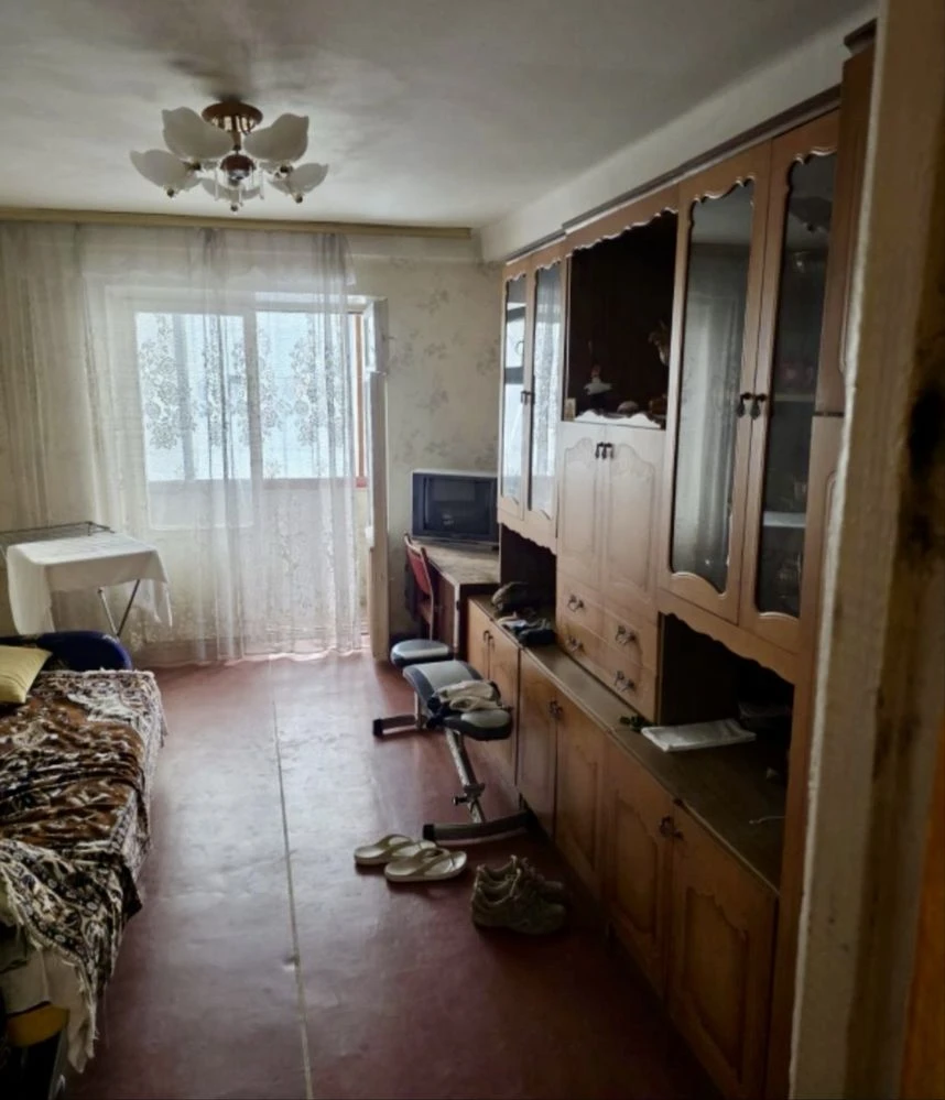 Apartment for sale - 3 rooms, 6th floor, 61 sq m, Zodчих 62-B