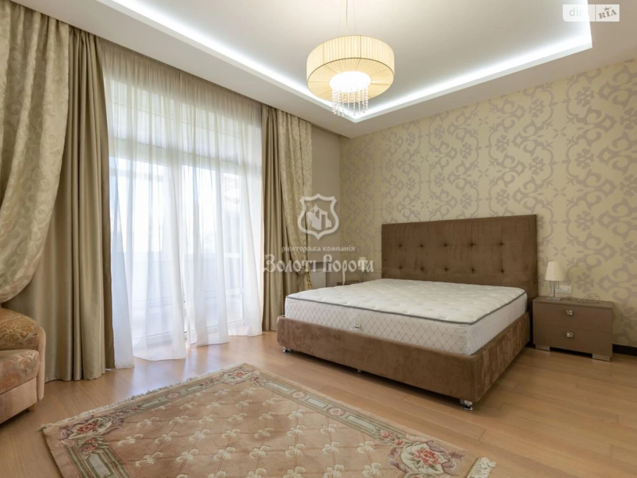 Apartment for Sale - Pecersky