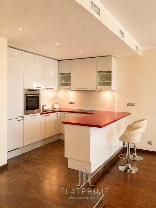 Apartment for sale in the center, Shota Rustaveli Street, 44 m