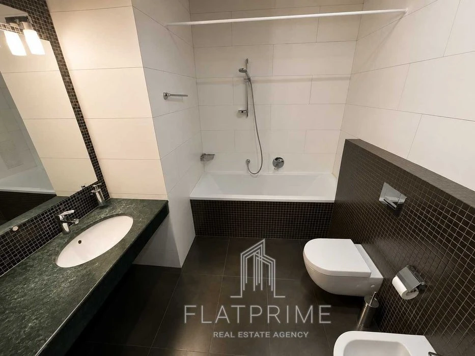 Apartment for sale in the center, Shota Rustaveli Street, 44 m