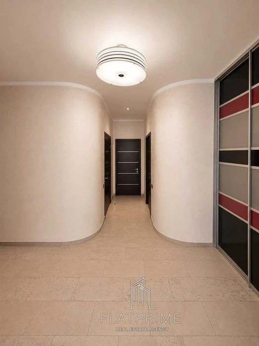 Apartment for sale in the center, Shota Rustaveli Street, 44 m