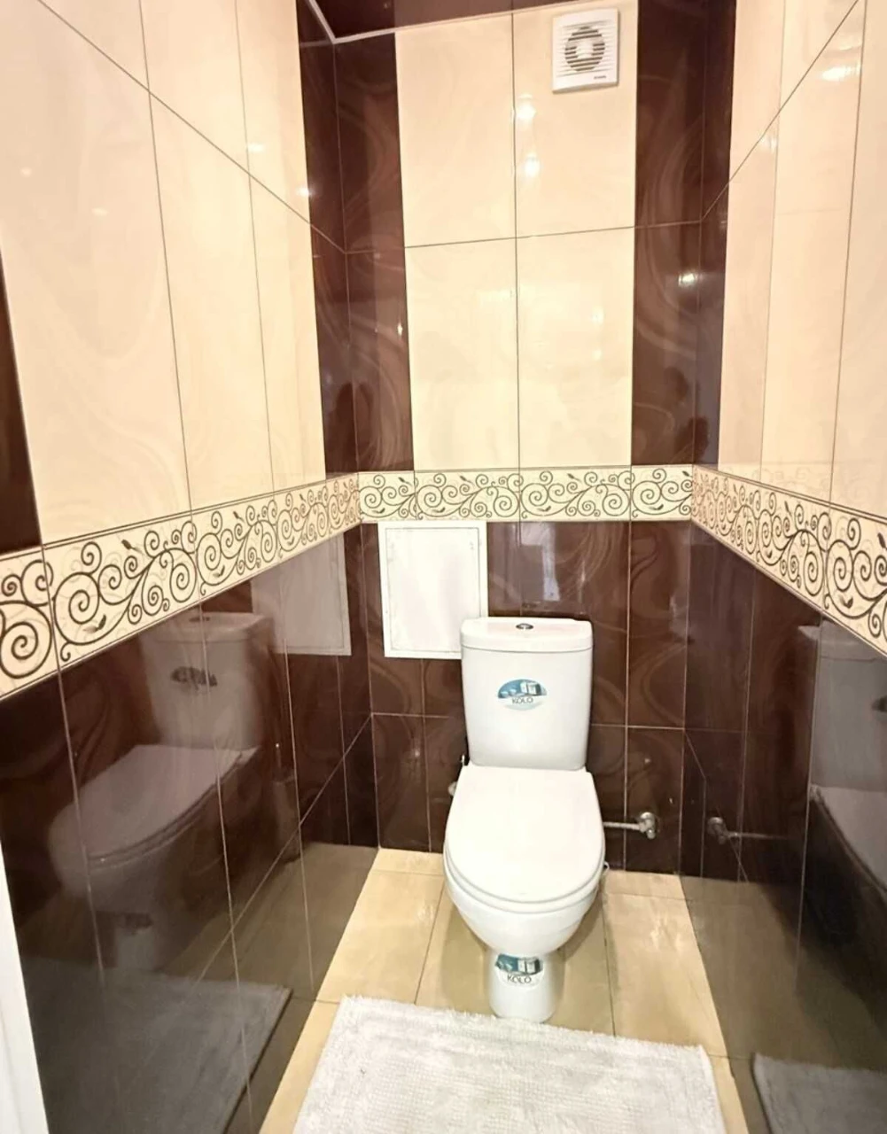 Luxury 3-bedroom apartment with panoramic view, parking space and
