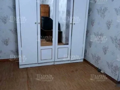 Apartment. Kharkiv, Traktorostudivnyky Ave.