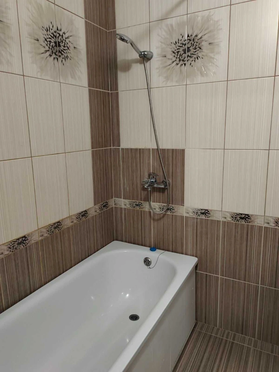 For Sale: 1-bedroom apartment in River Town residential complex, Mira Street, 19 (авто)