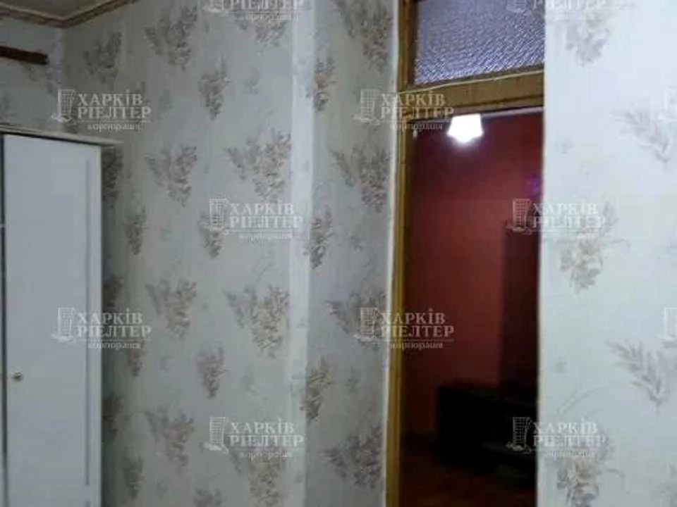 Apartment. Kharkiv, Traktorostudivnyky Ave.