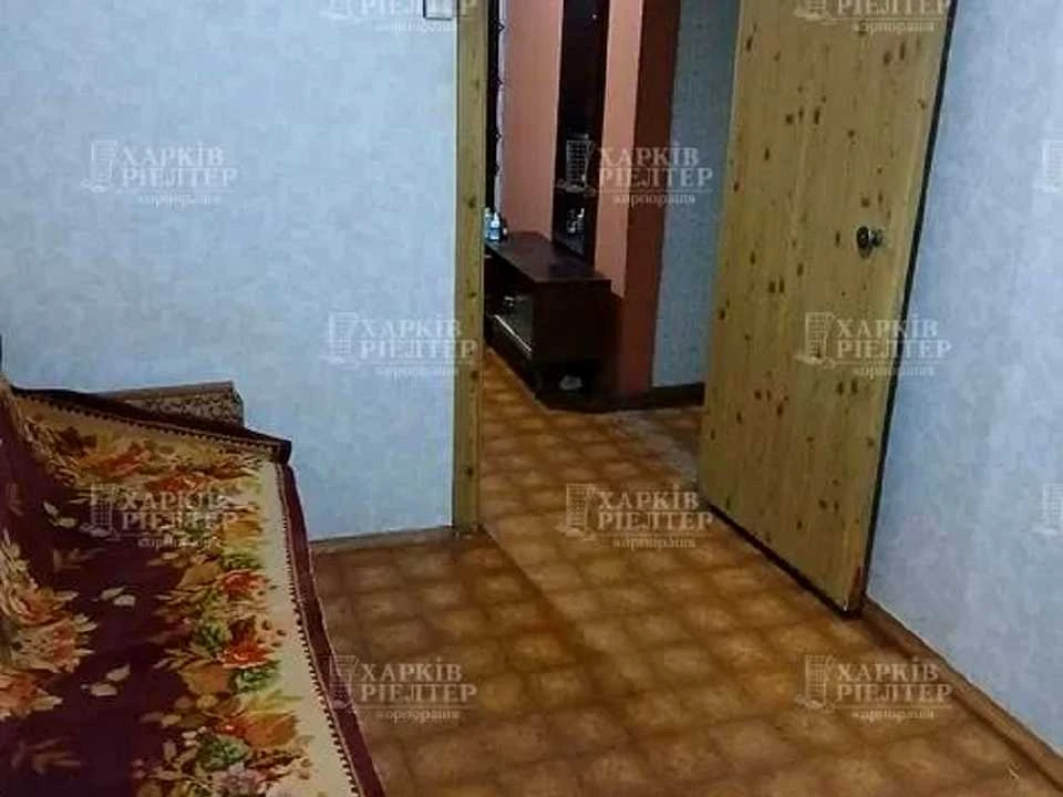 Apartment. Kharkiv, Traktorostudivnyky Ave.