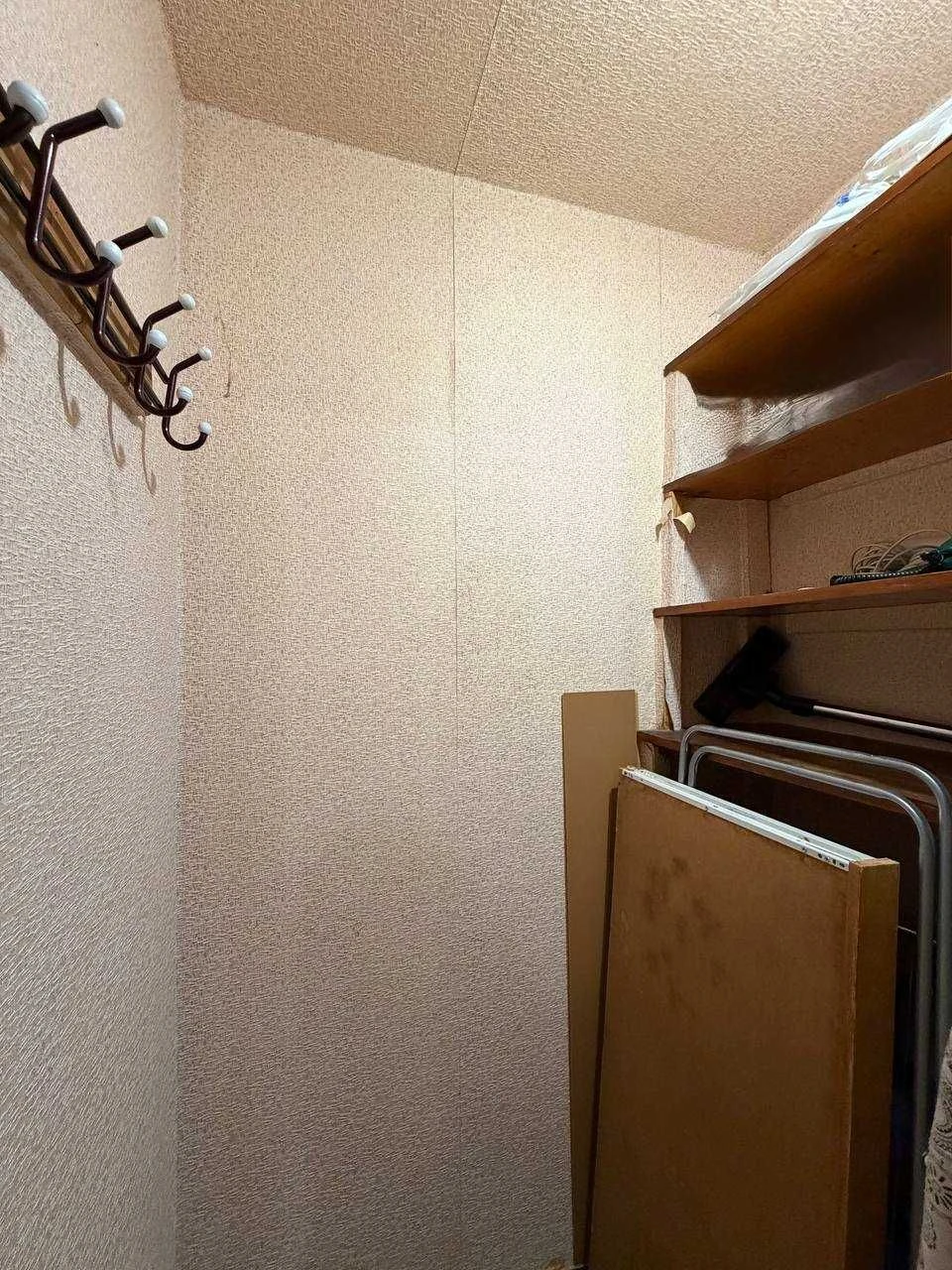 One-bedroom apartment for sale. Sevastopol Street
