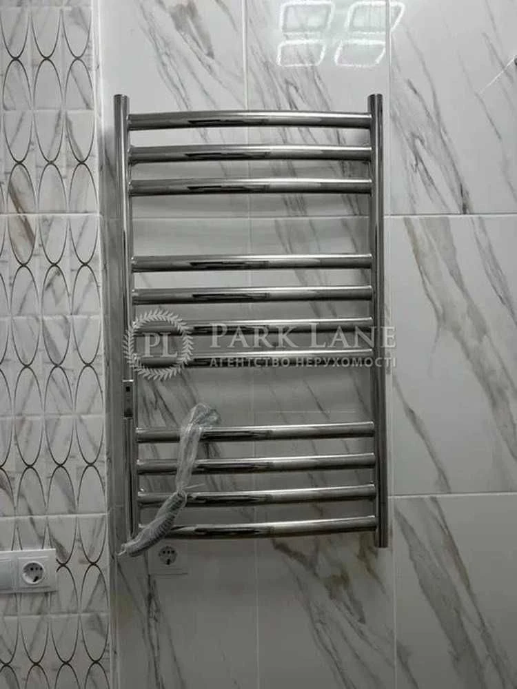One-bedroom apartment for sale in the "Medovyy Gadyatsky Gai" residential complex