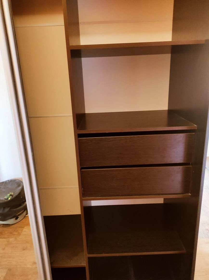 For Sale: 3-room apartment, Left Bank, with furniture