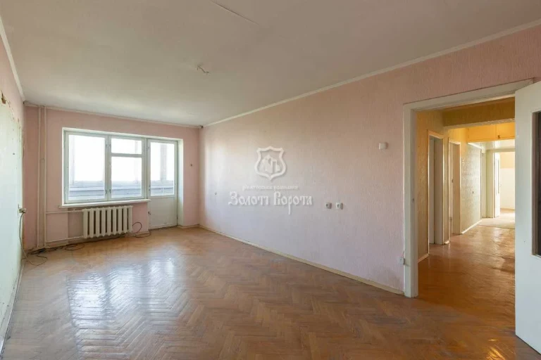 Продажа 4-комнатной квартиры 95 м², Флоренции ул., 5