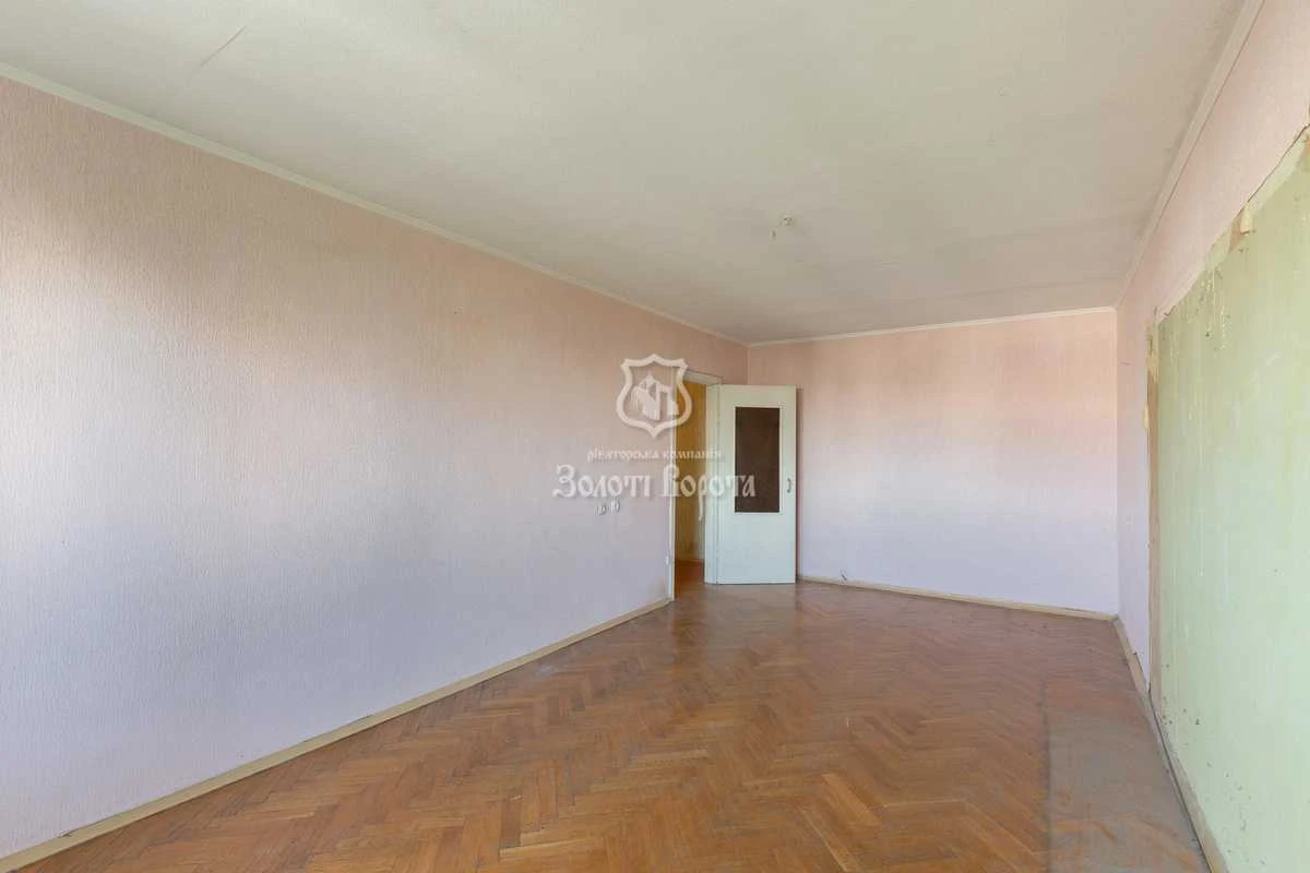 Продажа 4-комнатной квартиры 95 м², Флоренции ул., 5