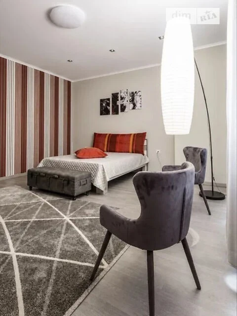 Sale of 2-room apartment 84 sq. m. on Vasylya Tyutyunnyka 51/1A street •