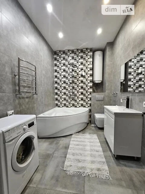 Sale of 2-room apartment 84 sq. m. on Vasylya Tyutyunnyka 51/1A street •