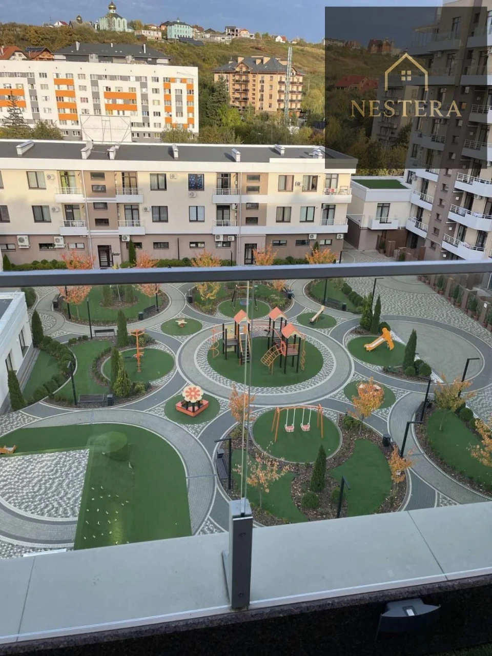Penthouse for Sale, Green Land