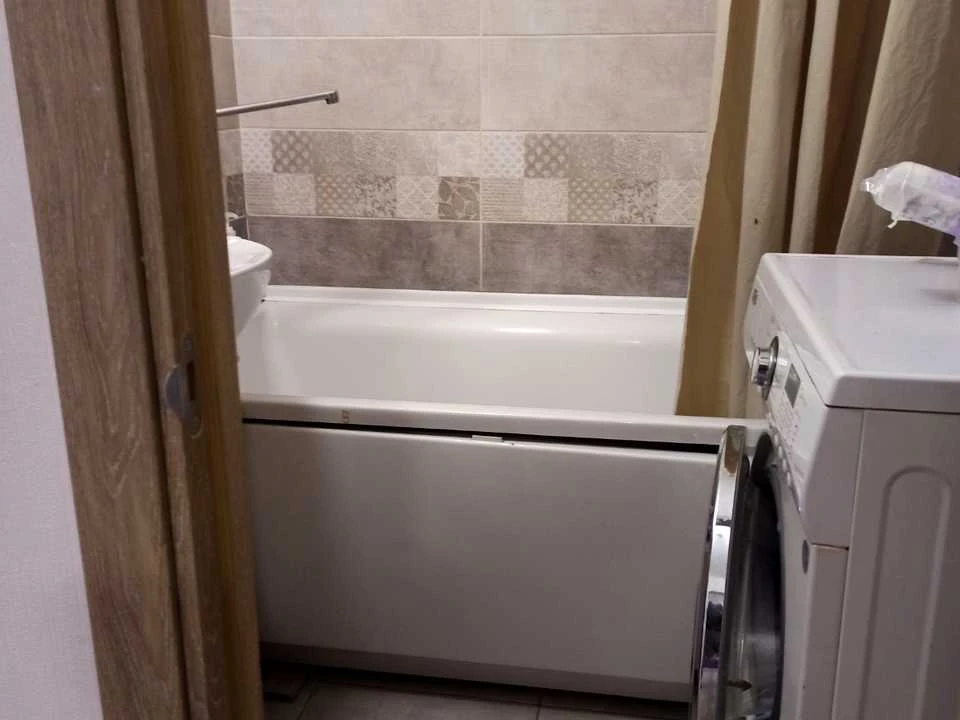 Apartment. Revuts'koho Street, Kyiv