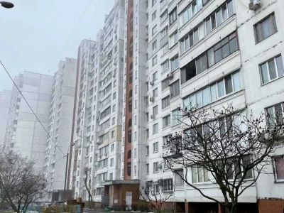 Apartment. Revuts'koho Street, Kyiv