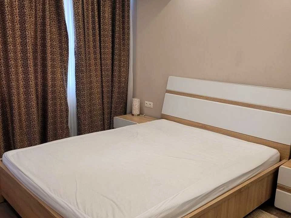 Квартира. Киев, Новонаводницкая улица