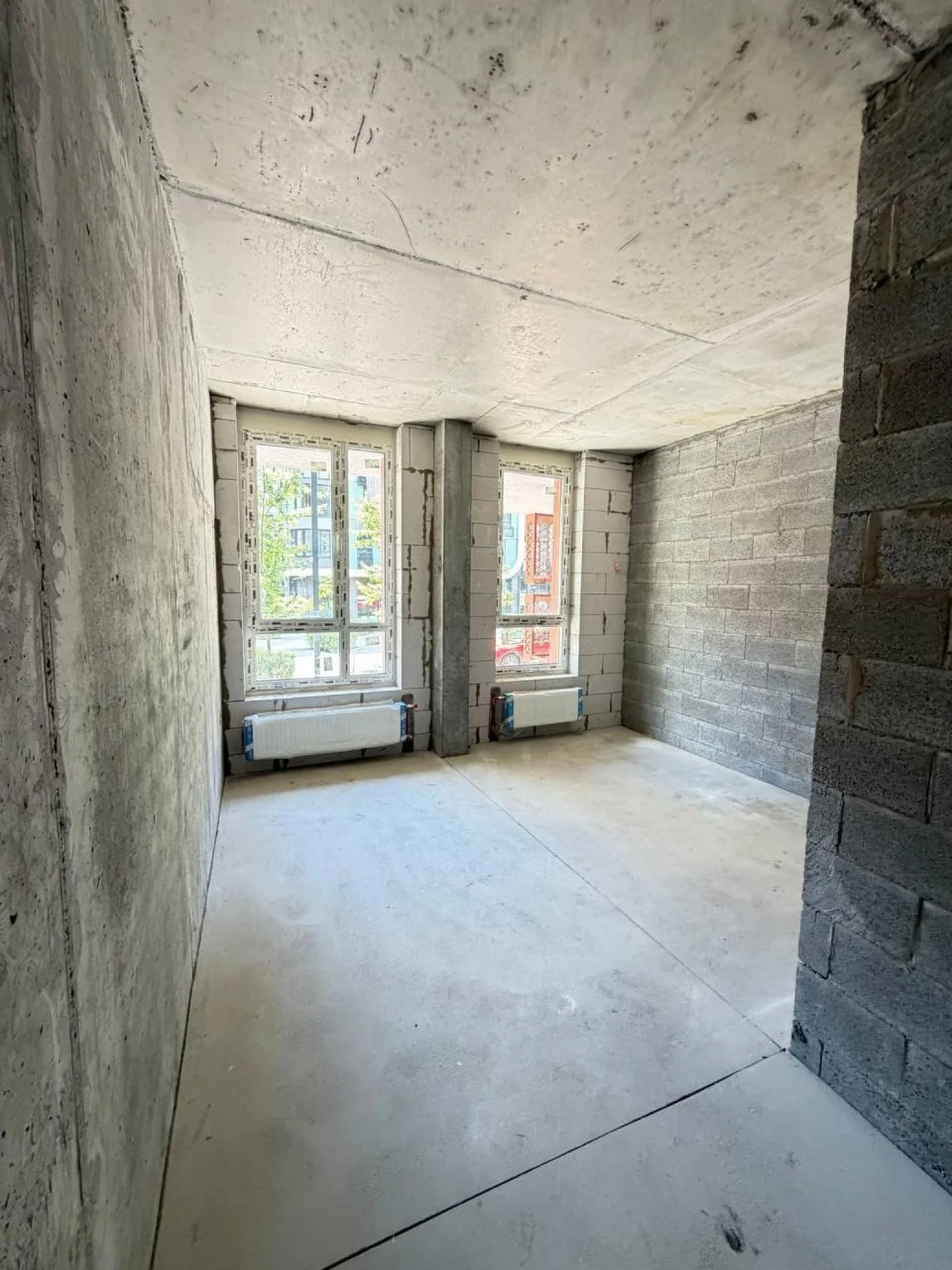 Apartment for Sale: Holosiiv ЖК Republic, 40m2