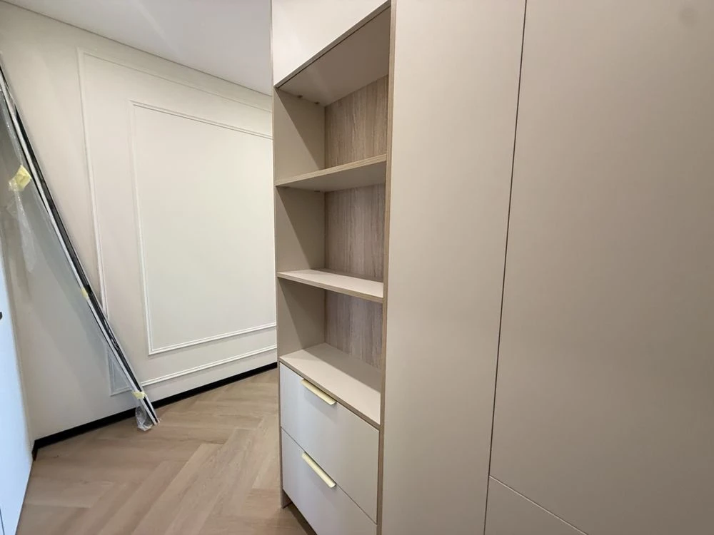 Продаж чудовоï 2-кімнатній квартири в Олеся, 27 а Варшавський