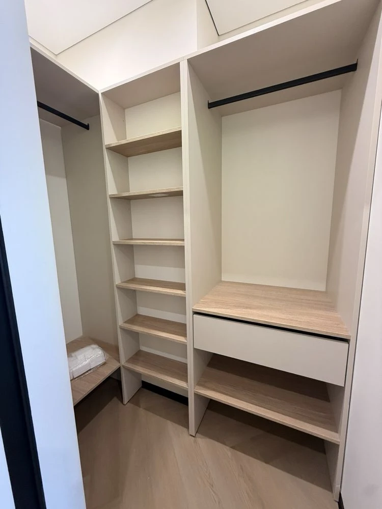 Продаж чудовоï 2-кімнатній квартири в Олеся, 27 а Варшавський