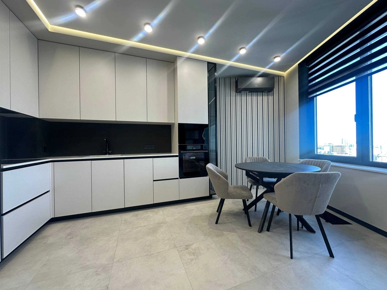 New Designer Apartment, Берестейський Manhattan City, Manhattan