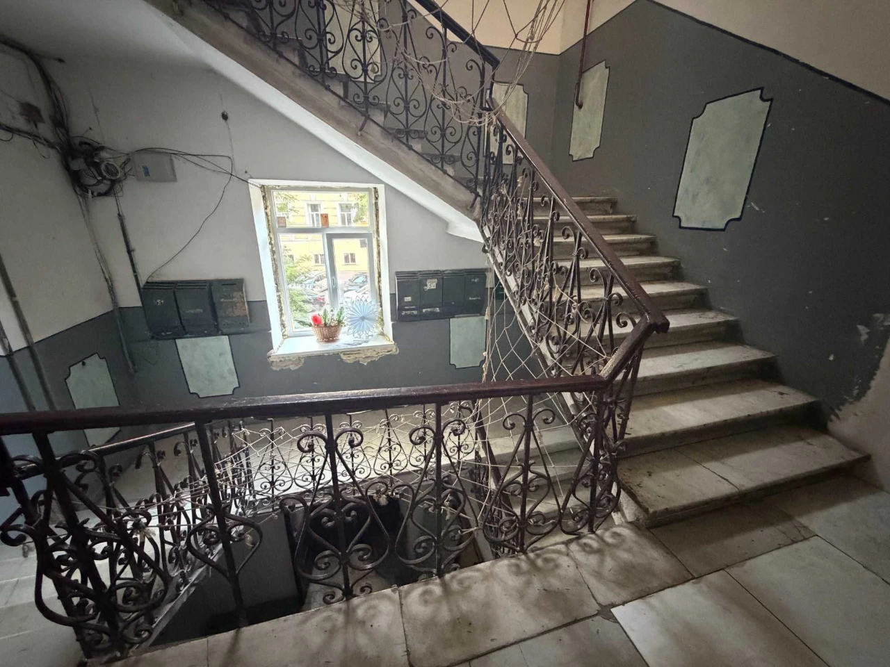 Продам 3-х ком. квартиру в Центре. Парк . Море.