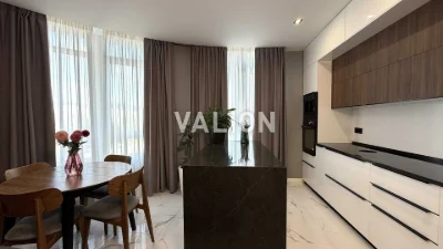 Продаж БЕЗ% 3-кімнатної квартири з авторським ремонтом висок