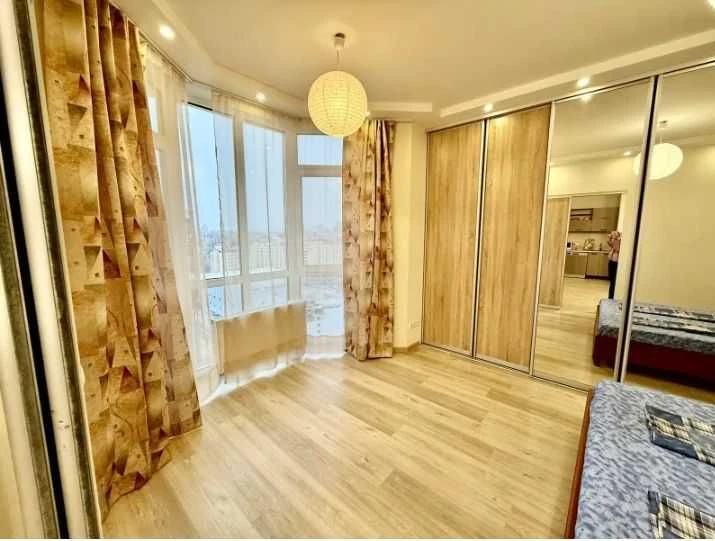 OWNER! Sale: 1-room apartment, Kyiv, Kopernika 3 Residence, with renovation.
