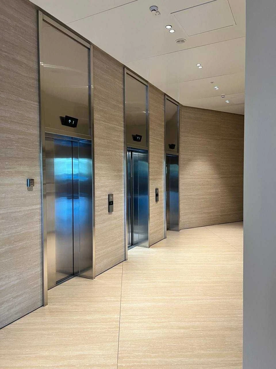 Продаж 2-кімнатної квартири в ЖК бізнес-класу "Manhattan Cit
