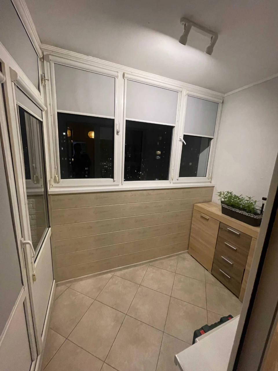 Видова 1-кімнатна 48 м², Урлівська, River Mall | Генератор |