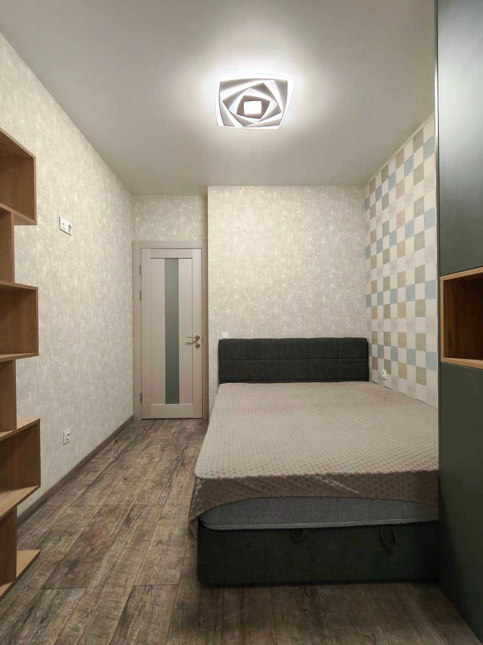 Без комісії! Продаж 2к квартири з ремонтом вул. Метрологічна