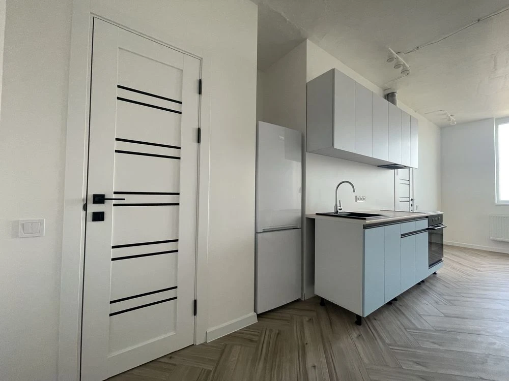 Продам 1но ком квартиру ул.Светлая 3, м.Бориспольская, жк Сх
