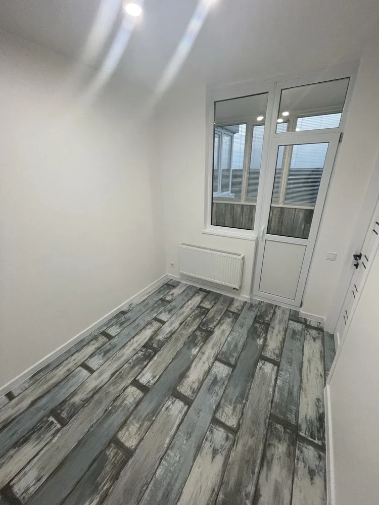 Продам 1но ком квартиру ул.Светлая 3, м.Бориспольская, жк Сх