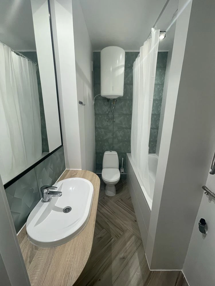 Продам 1но ком квартиру ул.Светлая 3, м.Бориспольская, жк Сх