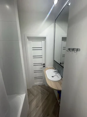 Продам 1но ком квартиру ул.Светлая 3, м.Бориспольская, жк Сх