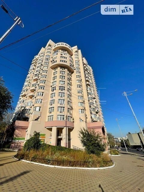 Продаж 5к квартири 151 кв. м на вул. Митрополита Василя Липк