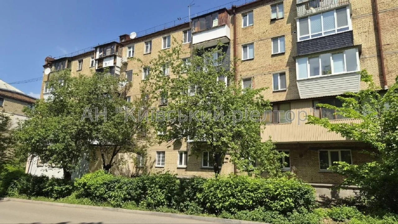 Без %. Продаж 3-к квартири Голосіївський проспект, 126. метр