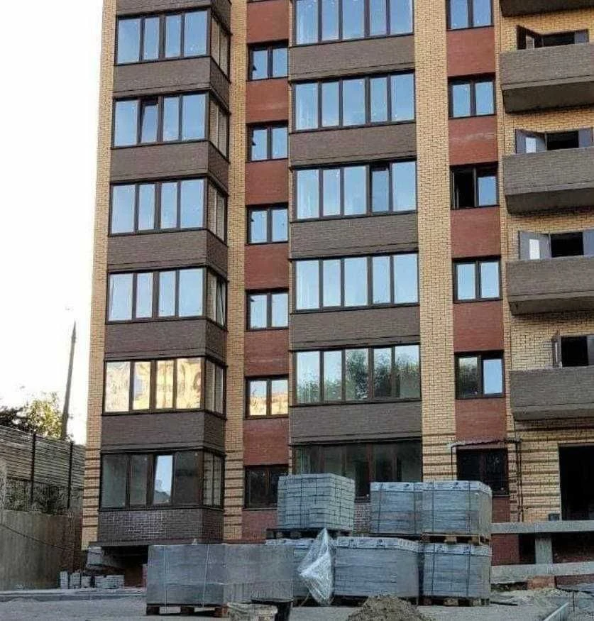 3-х комнатная квартира в новострое ЖК "Резиденция", без коми