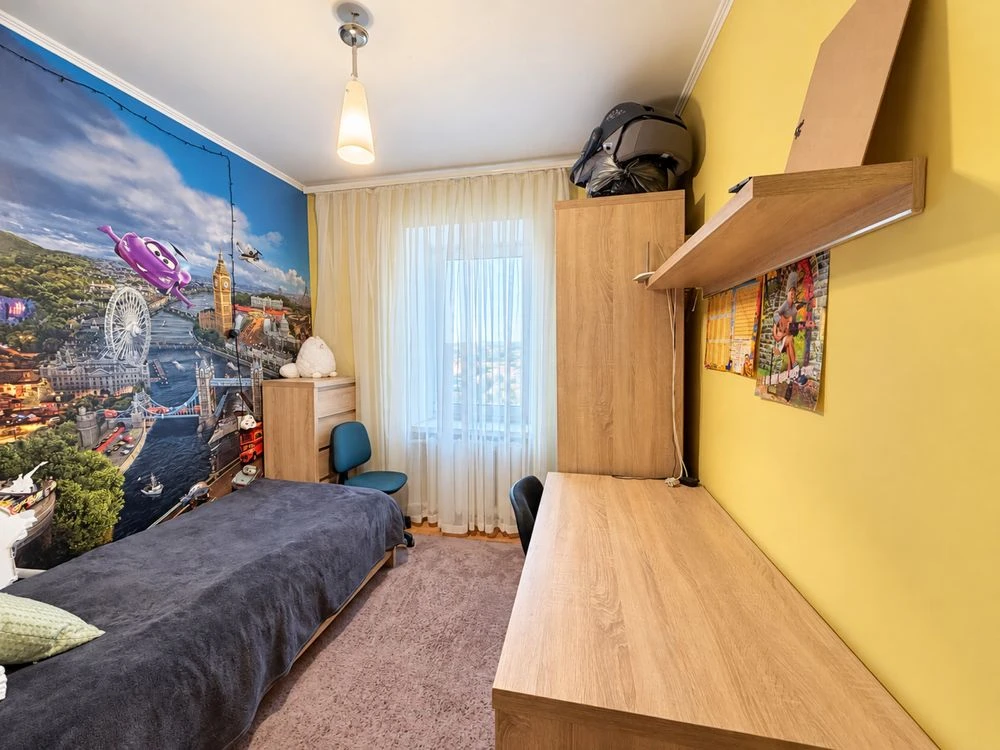 Sale of a 3-room apartment in Blizhniy Zamost