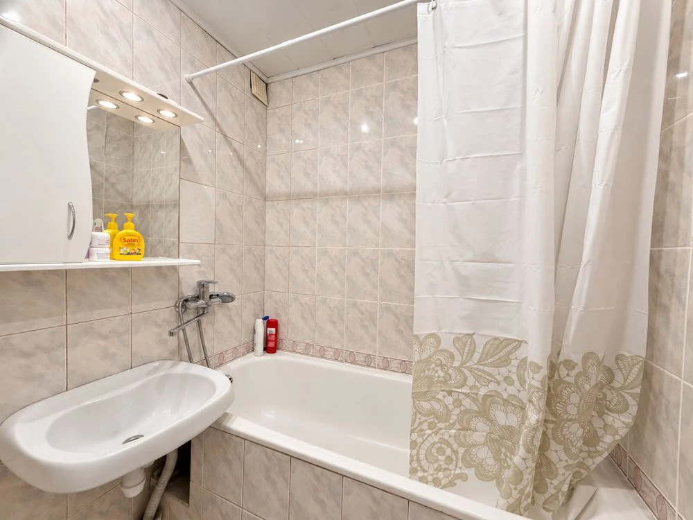 Sale of a 3-room apartment in Blizhniy Zamost