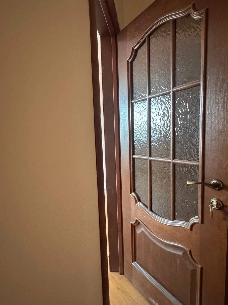 For Sale: Large 3-bedroom apartment with renovation in an older new building