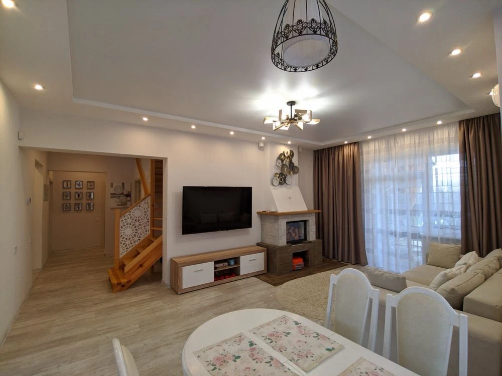 Продам автономний будинок