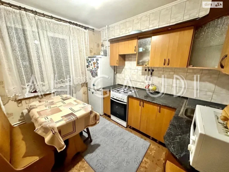 Довгострокова Оренда Квартири в Намиві