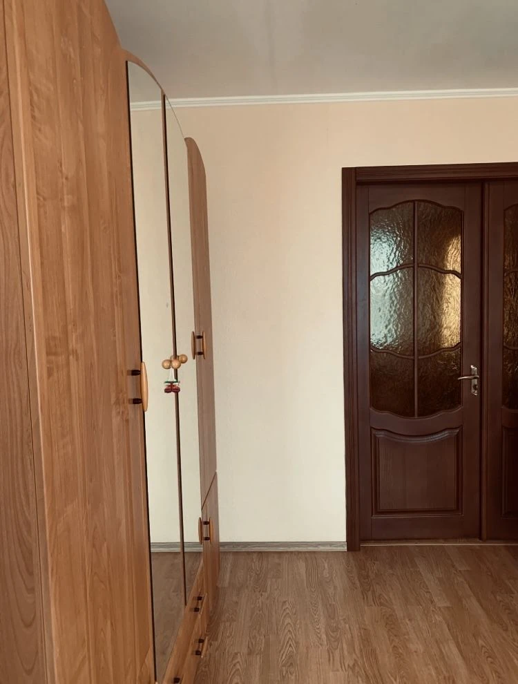 For sale: 2-room apartment, 57 sq.m.
